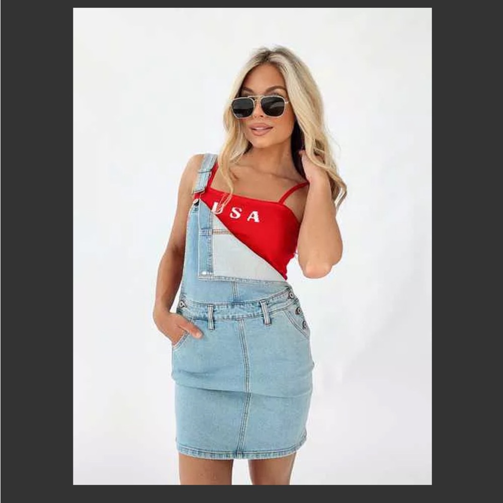 XS light wash denim overall dress